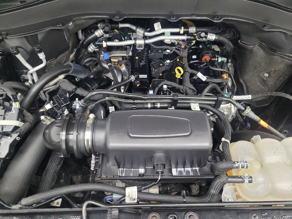 Used 2023 Ford Explorer XLT w/ Equipment Group 202A image 30