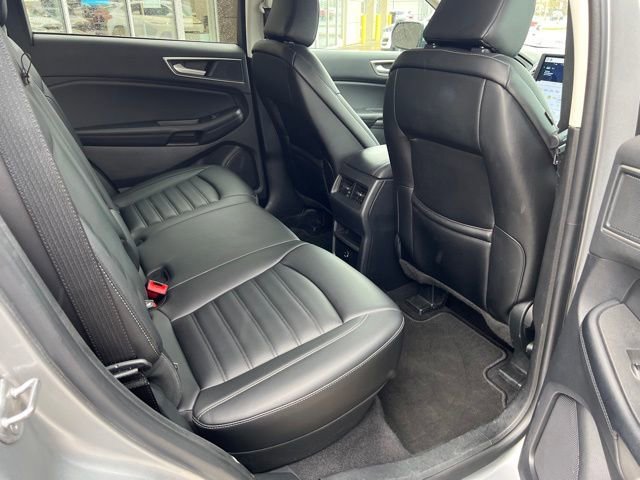 Used 2022 Ford Edge SEL image 22
