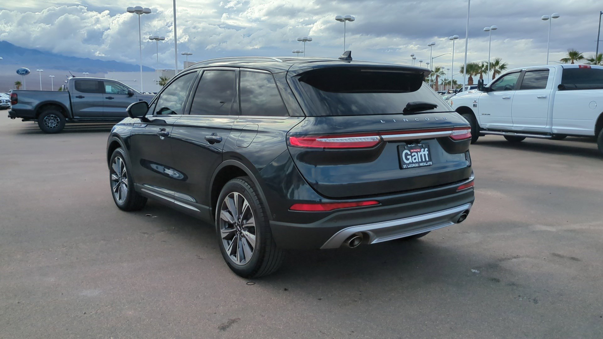 Used 2021 Lincoln Corsair Reserve w/ Equipment Group 201A image 5