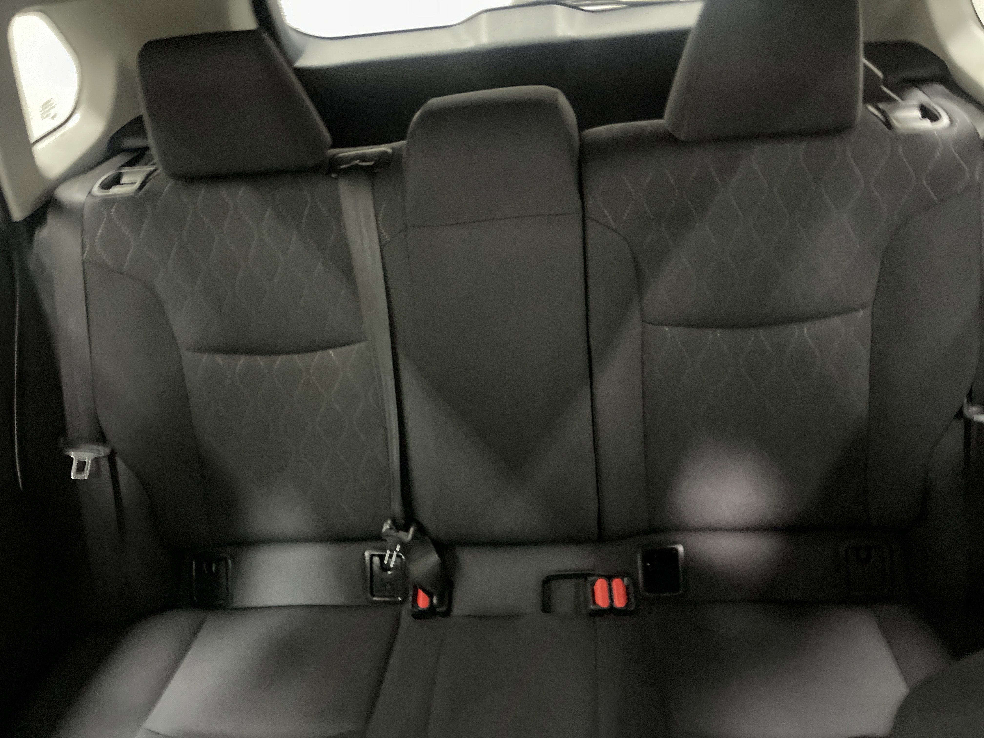 Used 2024 Toyota Corolla Cross LE image 11