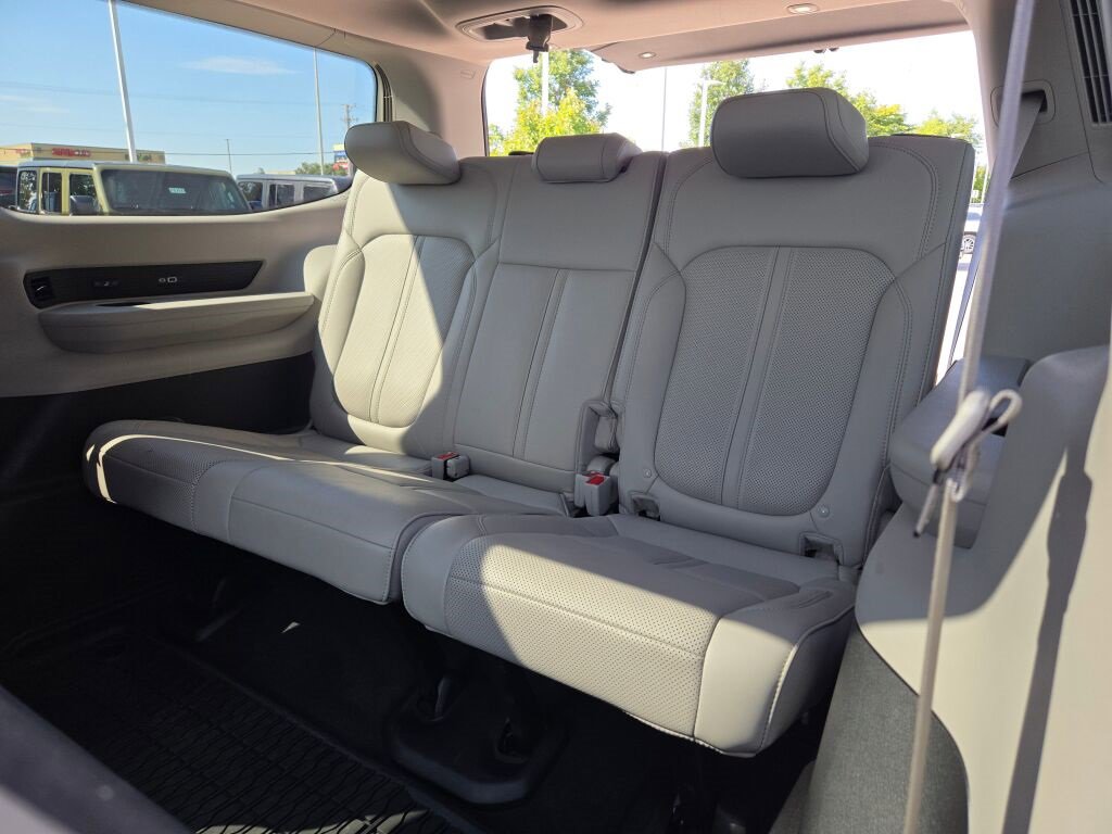 Used 2024 Jeep Wagoneer Series III w/ Premium Group I image 21