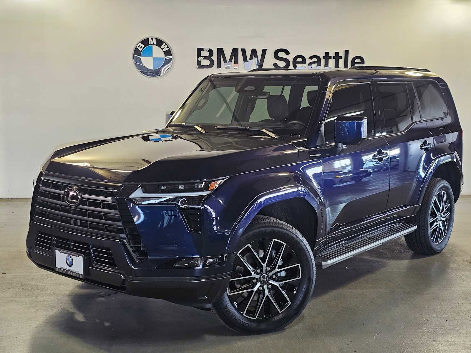 Used 2024 Lexus GX 550 w/ Accessory Package (Z1) image 1