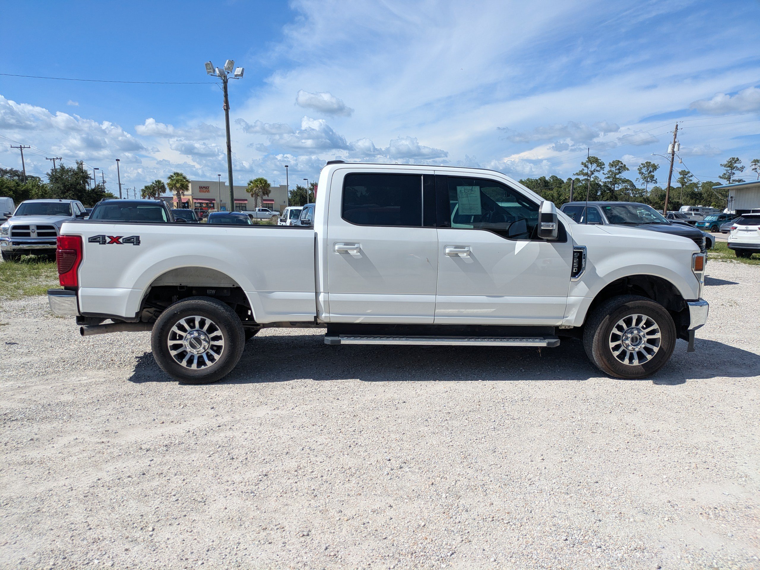 Used 2022 Ford F250 Lariat AWD/4WD image 3