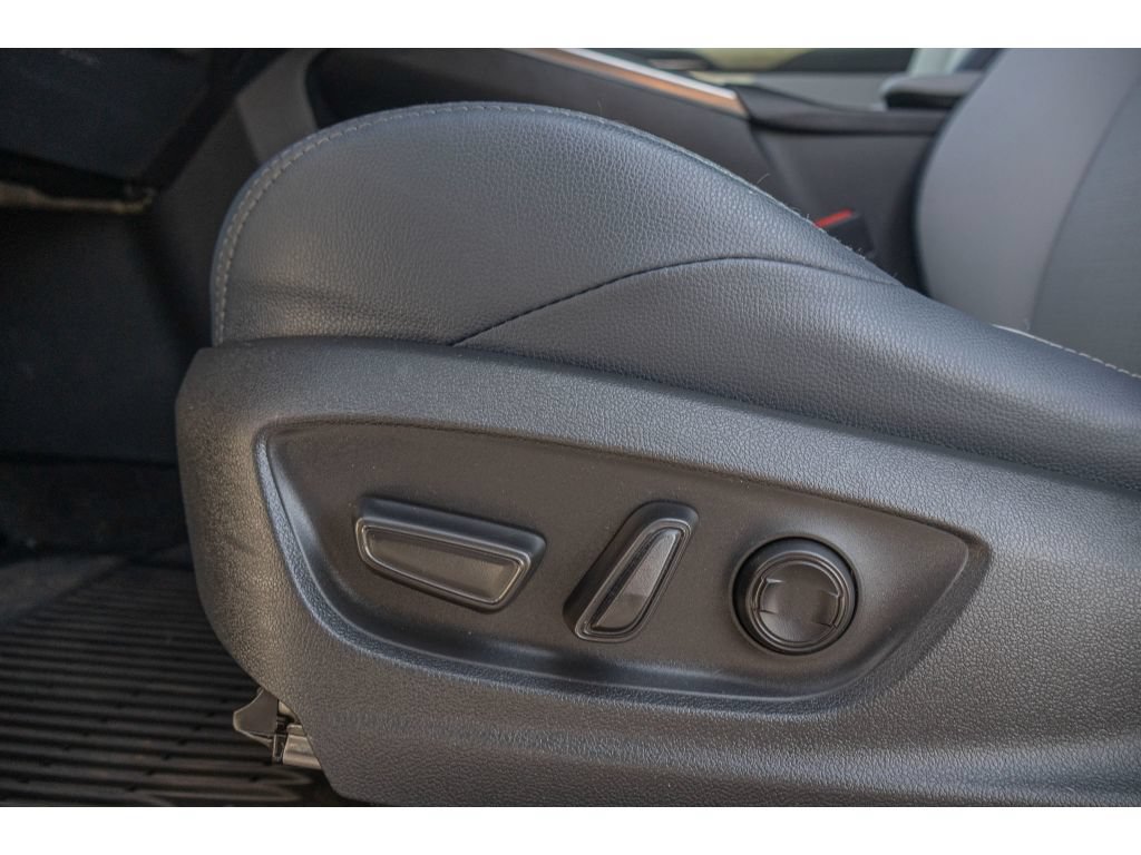 Certified 2023 Subaru Solterra AWD image 16