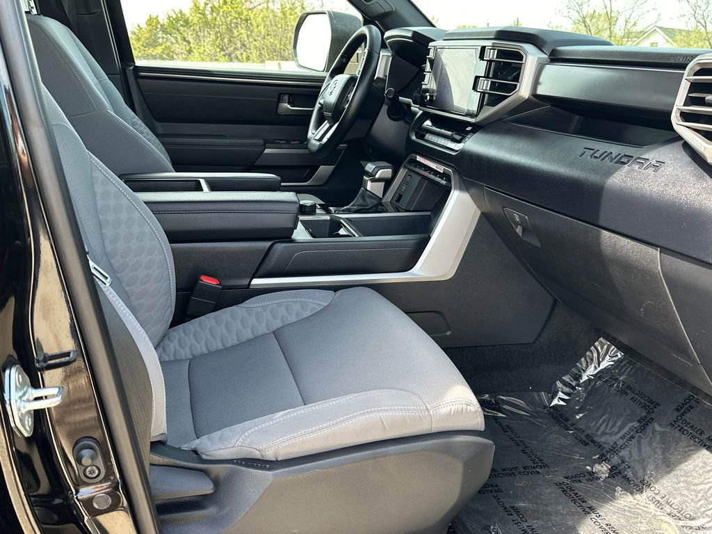 Used 2025 Toyota Tundra SR5 AWD/4WD image 11
