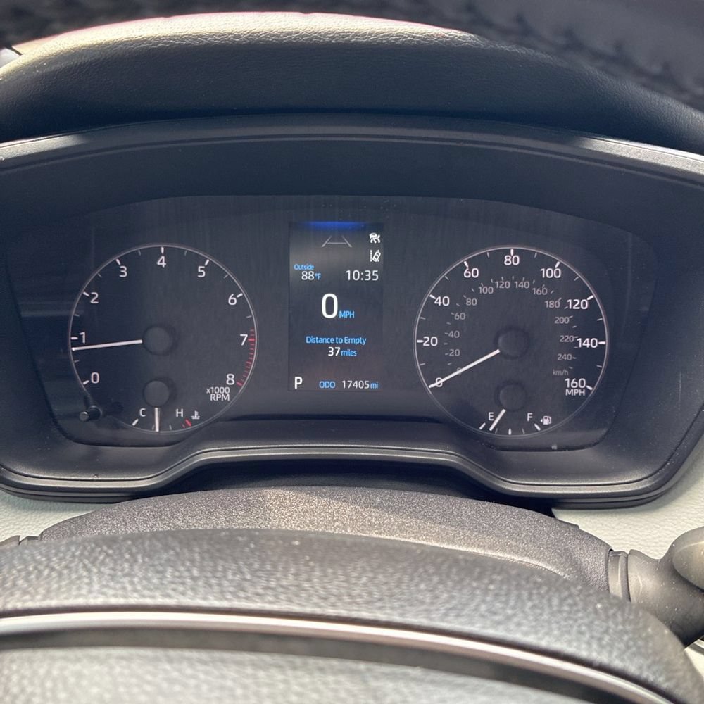 Used 2024 Toyota Corolla SE FWD image 14