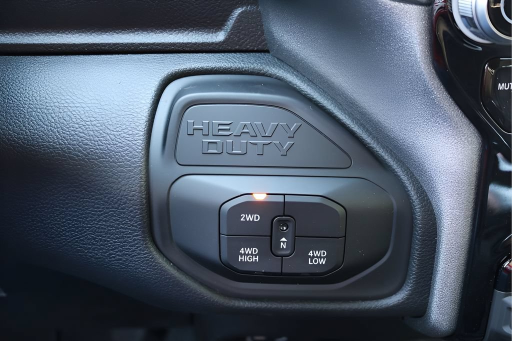 New 2027 RAM 3500 Tradesman AWD/4WD image 25