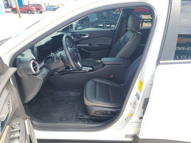 Used 2025 Chevrolet Trax ACTIV w/ Driver Confidence Package FWD image 19