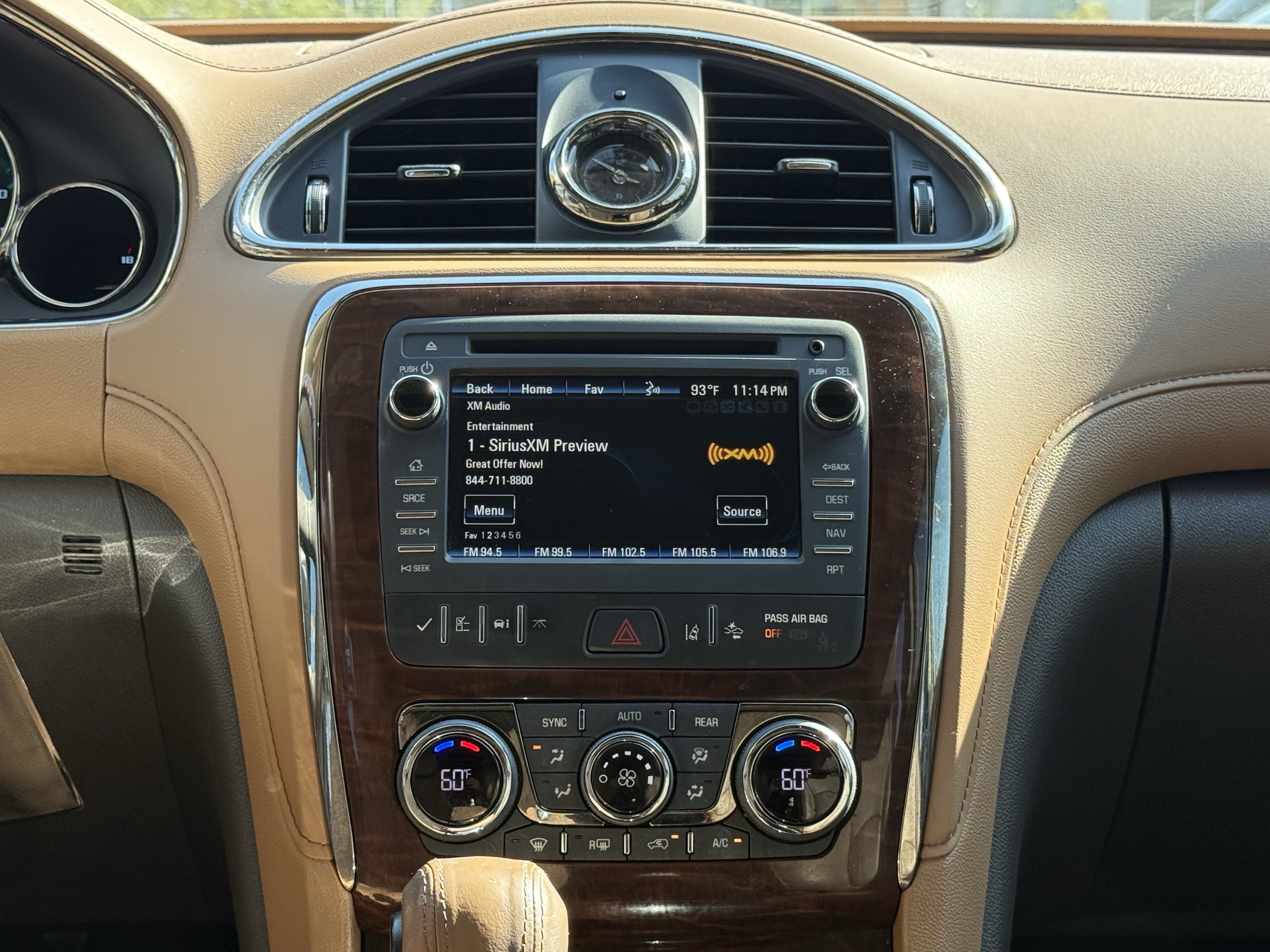 Used 2017 Buick Enclave Premium w/ Experience Buick Package FWD image 30