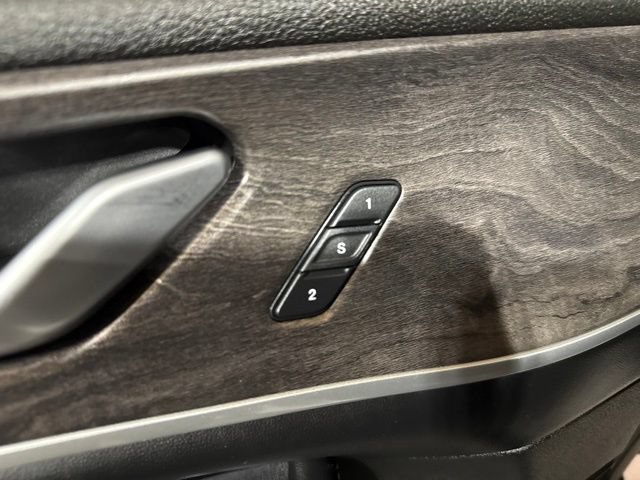 Used 2024 Jeep Grand Cherokee Limited AWD/4WD image 5