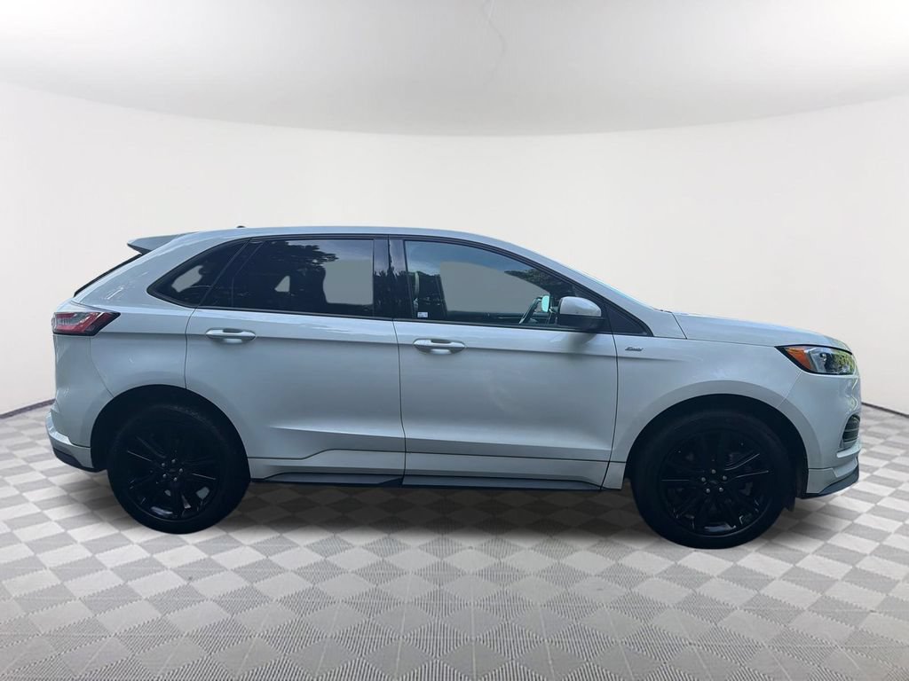 Used 2021 Ford Edge ST-Line FWD image 4