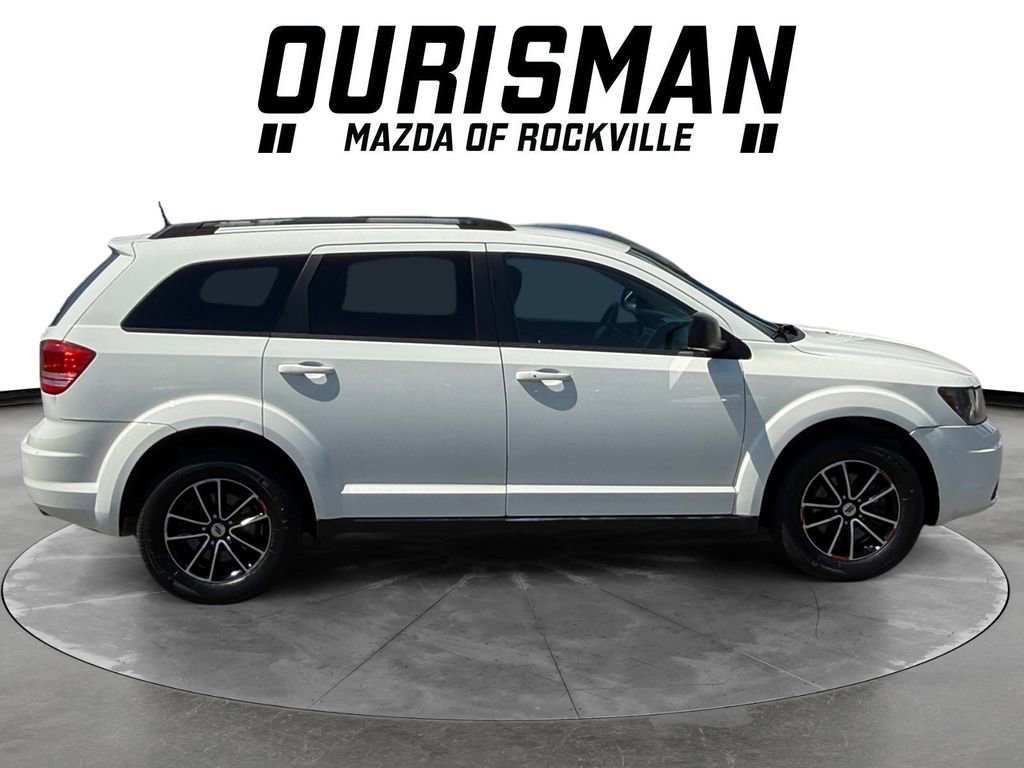 Used 2018 Dodge Journey SE w/ Blacktop Package FWD image 7
