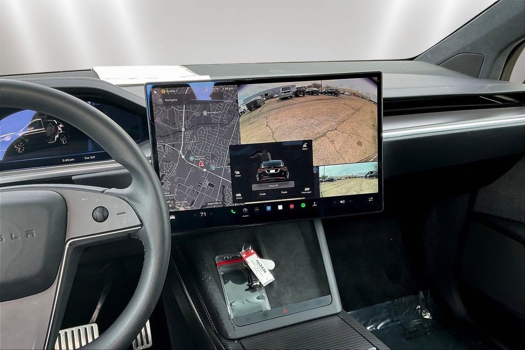 Used 2023 Tesla Model X Plaid image 9