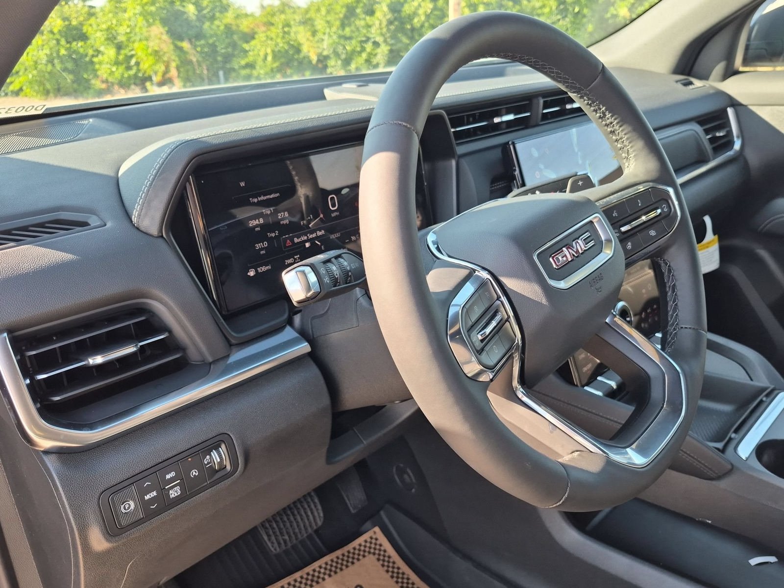 New 2027 GMC Terrain Elevation w/ Elevation Premium Package AWD/4WD image 11