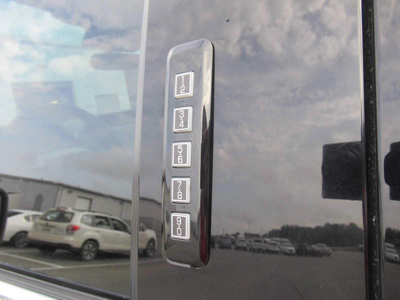 Used 2023 Ford F150 Lariat w/ Trailer Tow Package AWD/4WD image 23