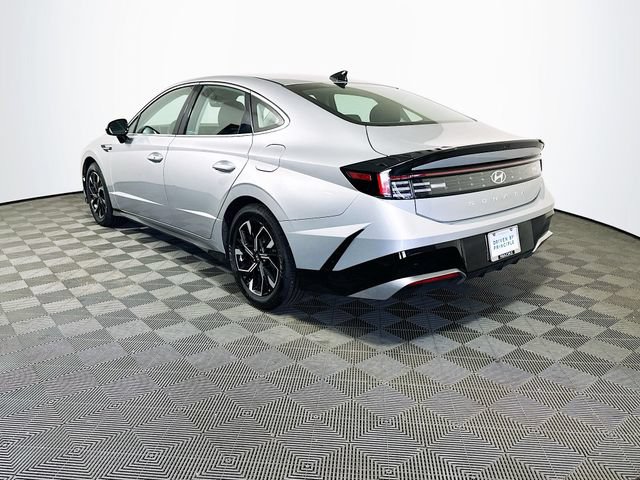 Used 2025 Hyundai Sonata SEL FWD image 6