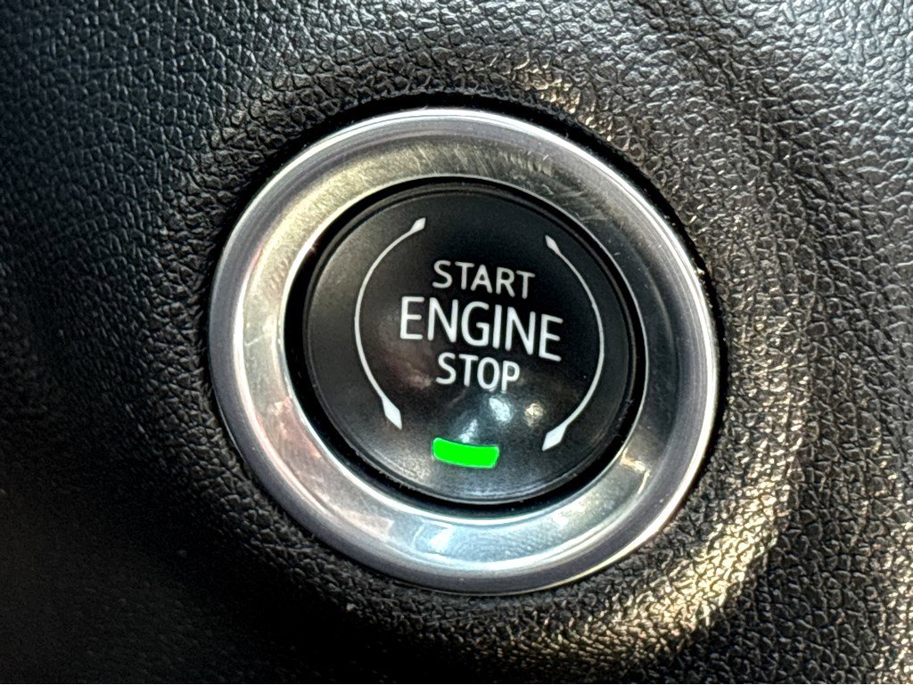 Certified 2021 Chevrolet Silverado 1500 High Country w/ Technology Package image 7