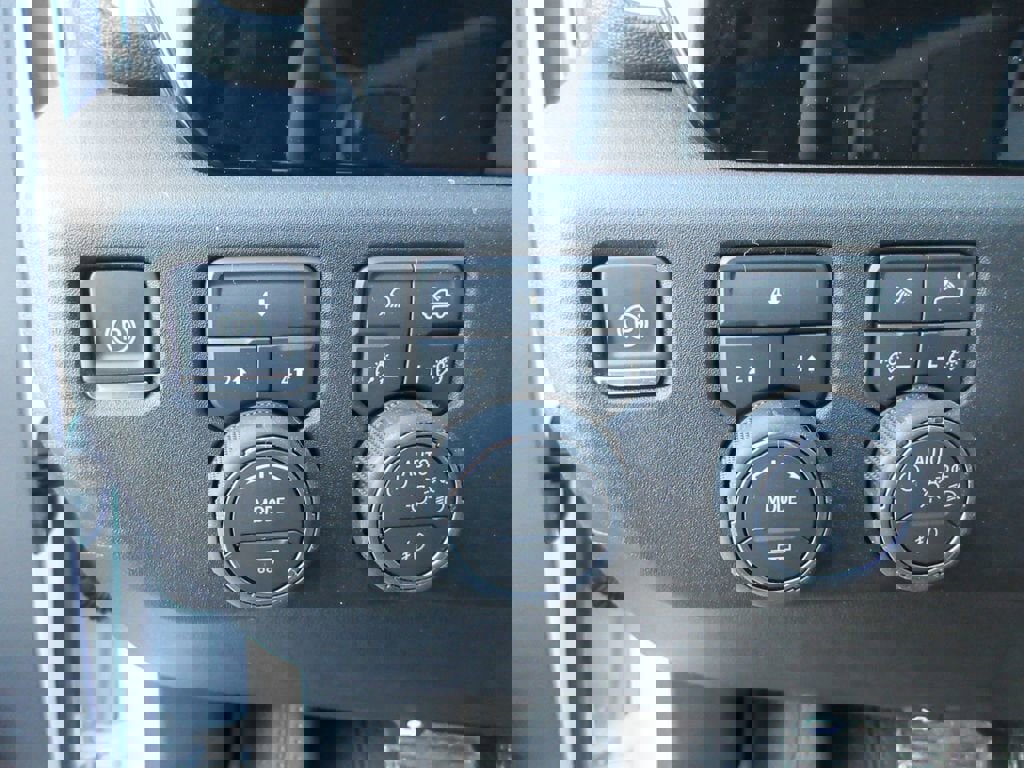 New 2026 Chevrolet Silverado 3500 LT w/ Convenience Package image 23