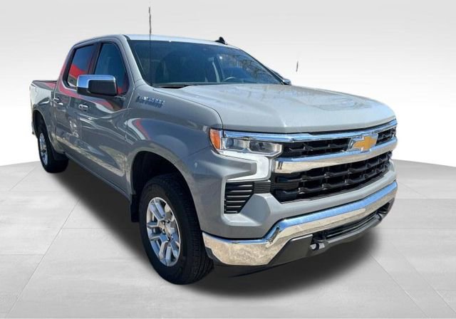 Used 2024 Chevrolet Silverado 1500 LT AWD/4WD image 4