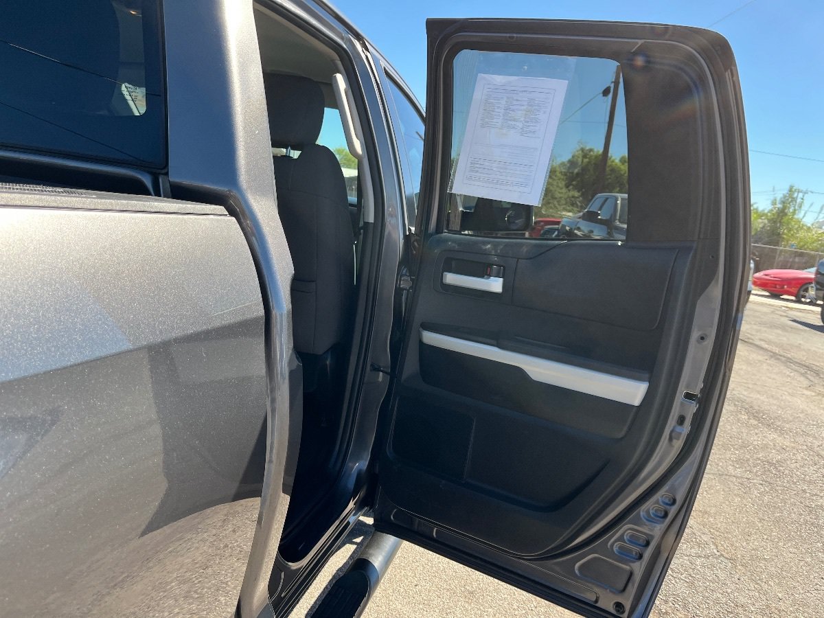 Used 2014 Toyota Tundra SR5 w/ SR5 Upgrade Package AWD/4WD image 33