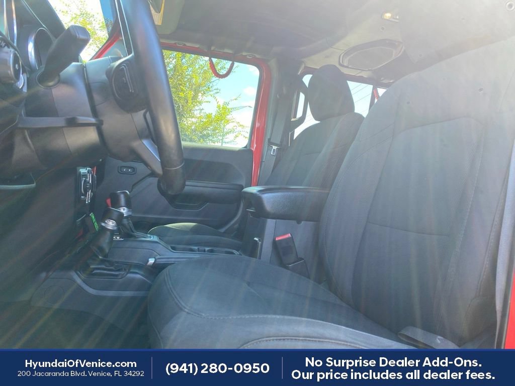 Used 2021 Jeep Wrangler Unlimited Sport AWD/4WD image 2