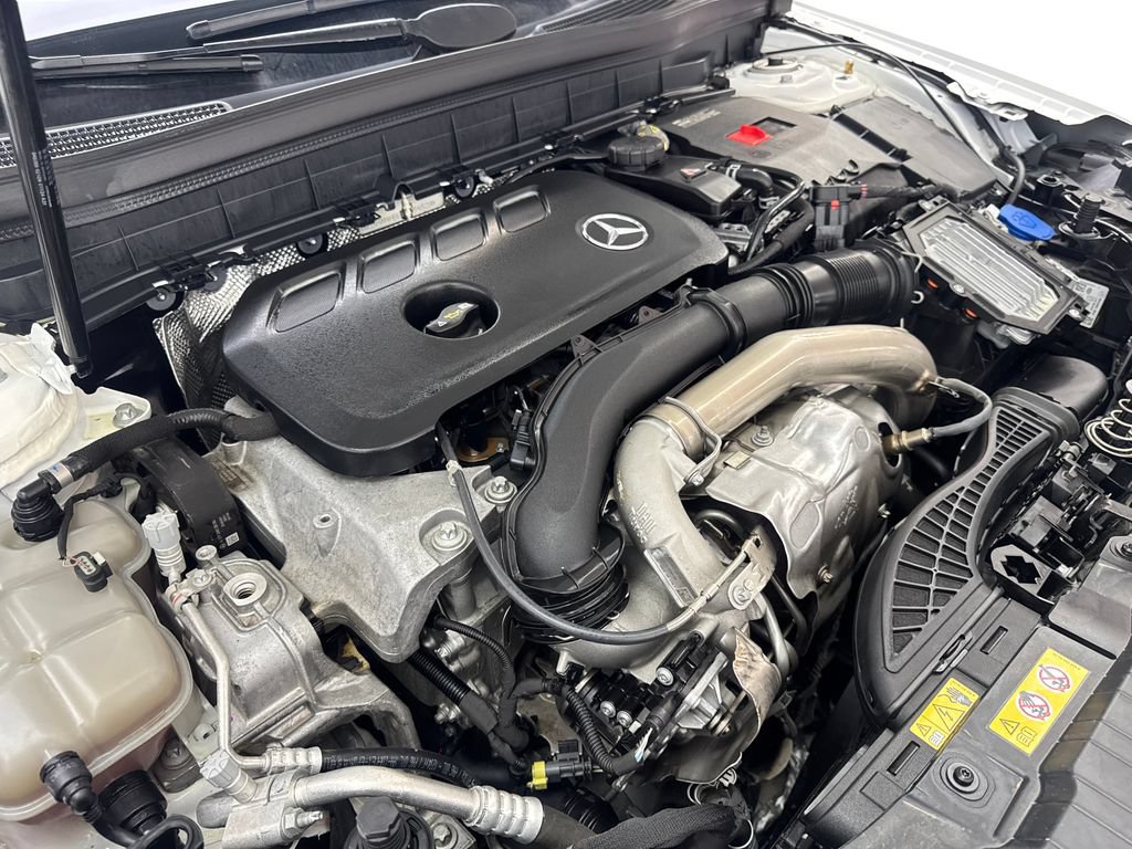 Used 2025 Mercedes-Benz GLB 250 4MATIC image 75