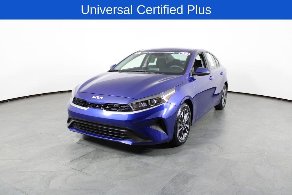 Used 2023 Kia Forte LXS w/ LXS Technology Package image 2