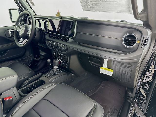 New 2026 Jeep Wrangler Unlimited Sahara image 32