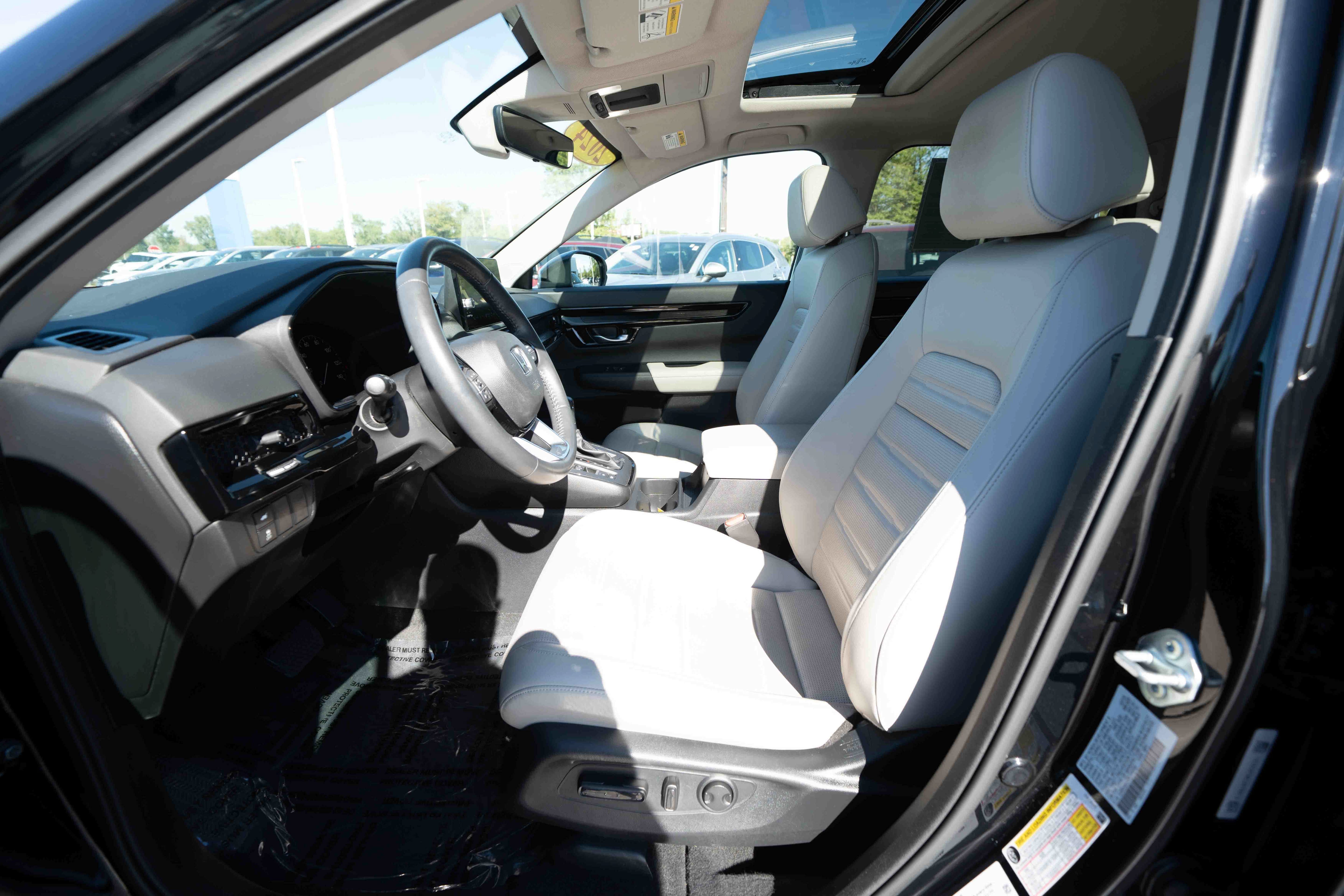 Used 2024 Honda CR-V EX-L image 9