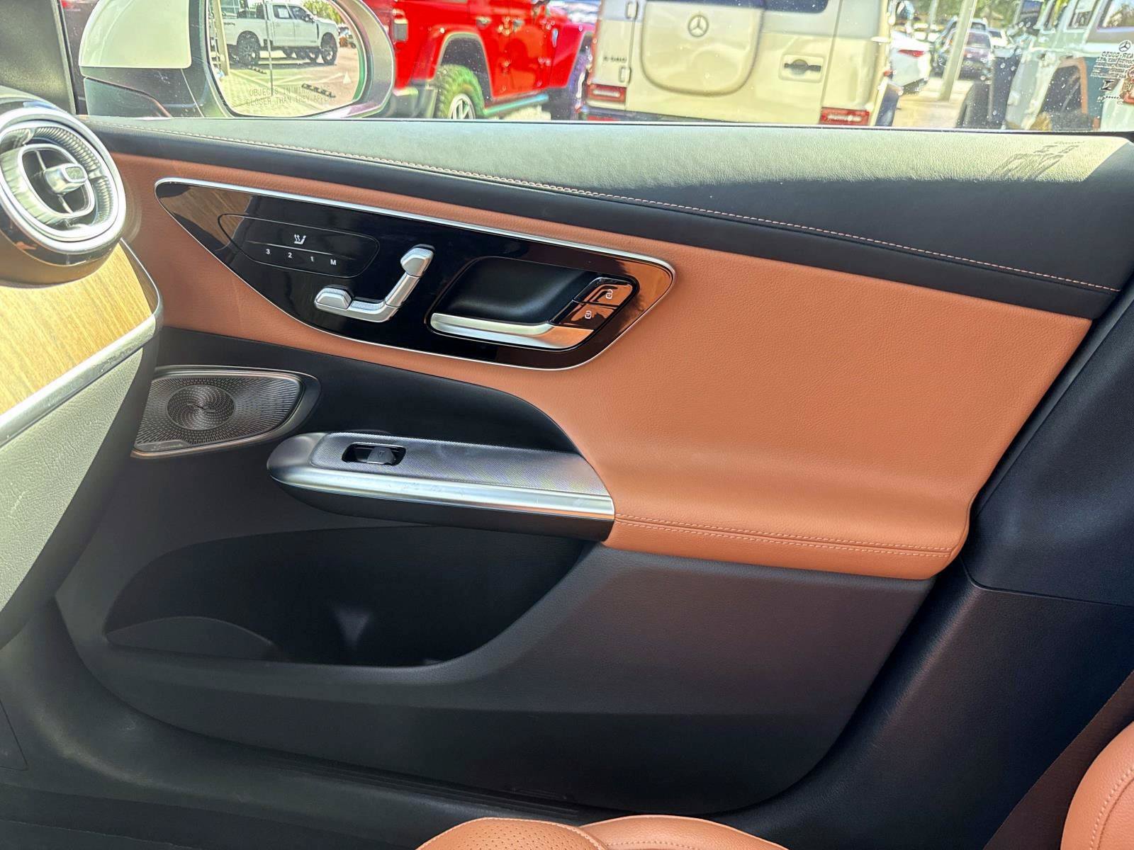 Certified 2023 Mercedes-Benz GLC 300 image 24