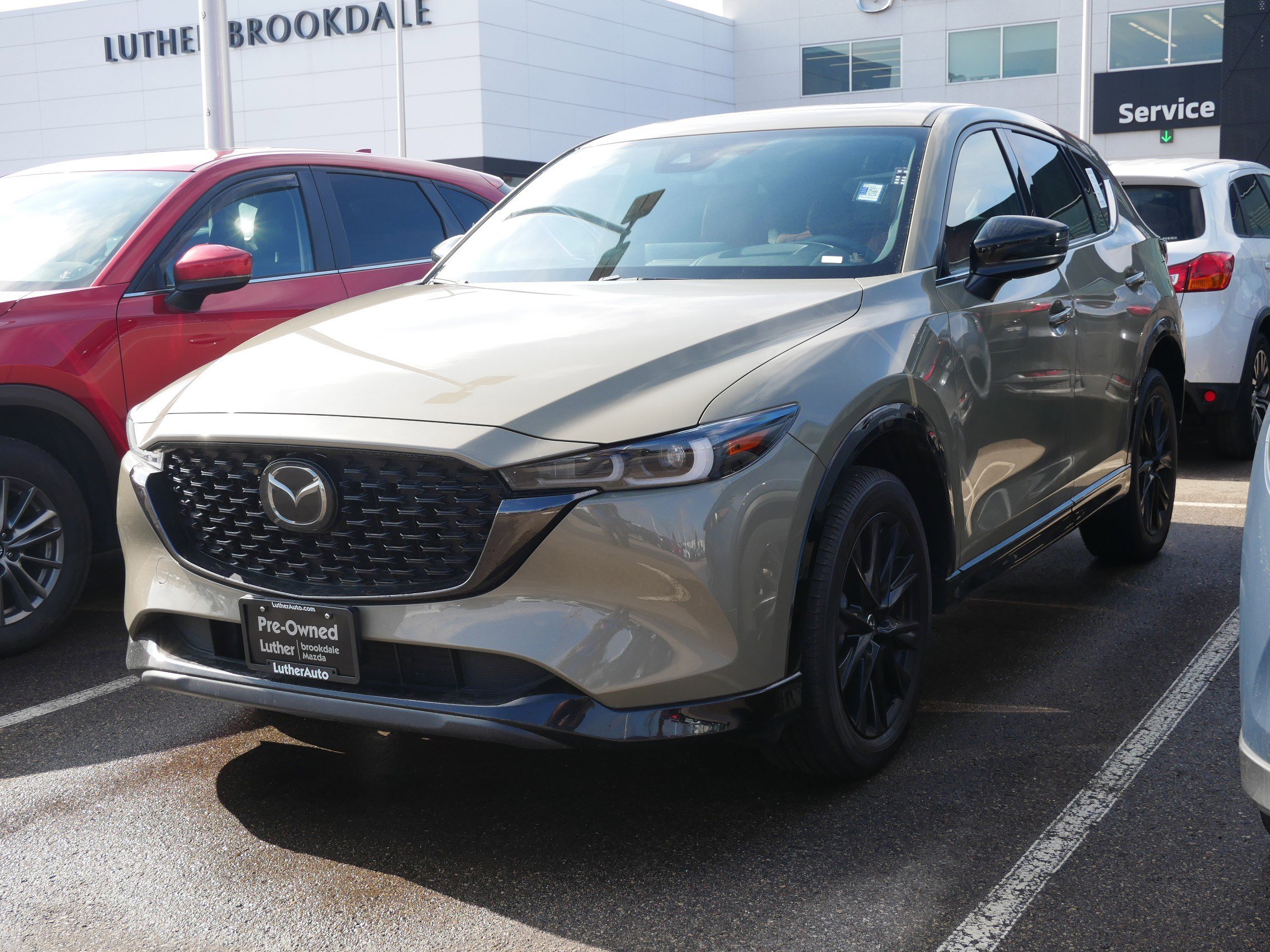 Used 2024 MAZDA CX-5 Carbon Edition image 3