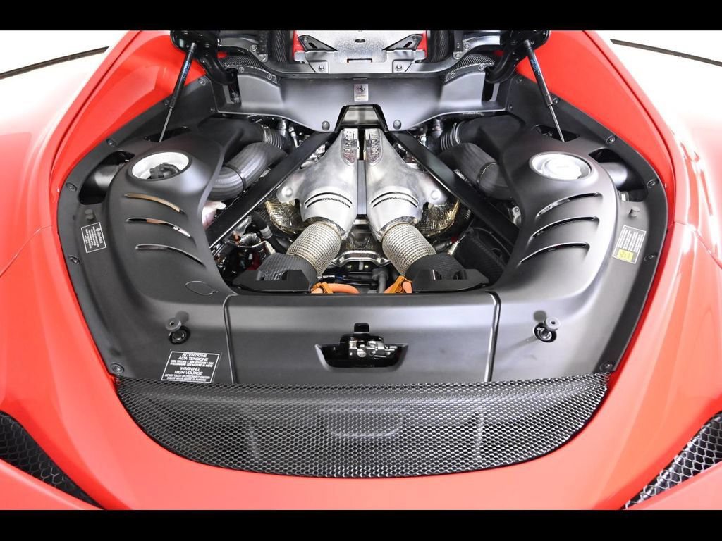 Used 2023 Ferrari 296 GTB RWD image 5