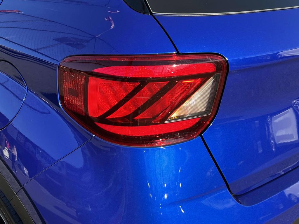 Certified 2024 Hyundai Venue Limited image 14