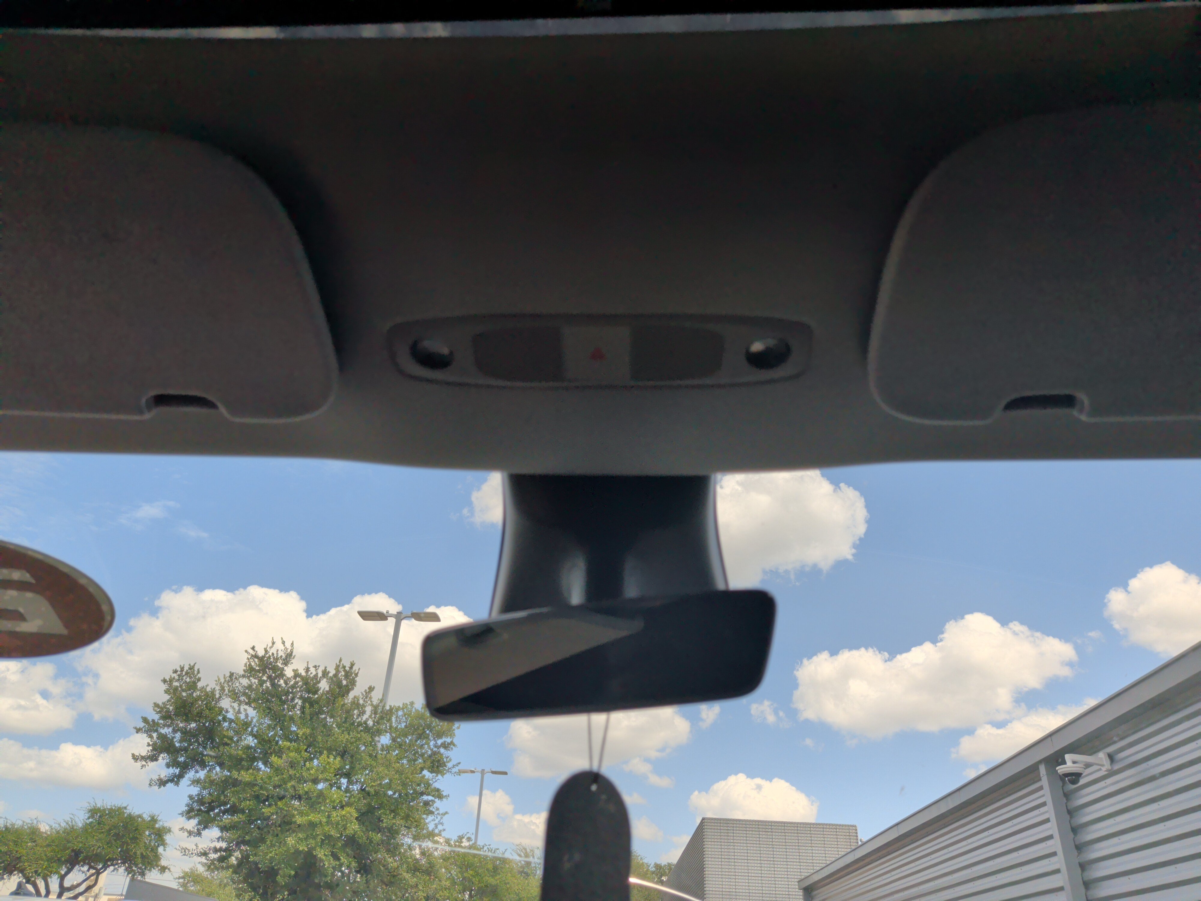Used 2021 Tesla Model Y Long Range AWD/4WD image 26