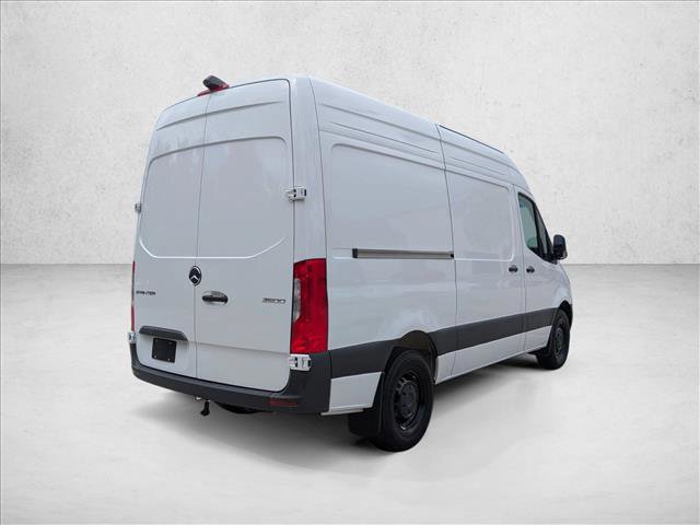 Used 2025 Mercedes-Benz Sprinter 2500 image 5