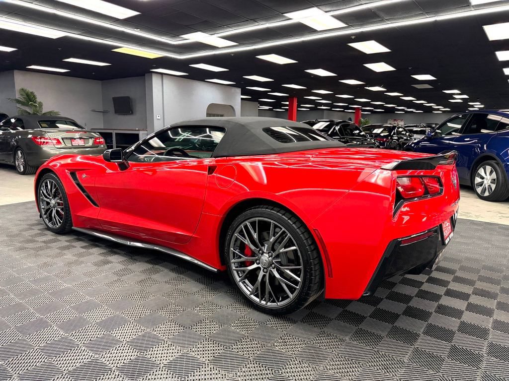 Used 2015 Chevrolet Corvette Stingray Convertible w/ 3LT Preferred Equipment Group RWD image 9