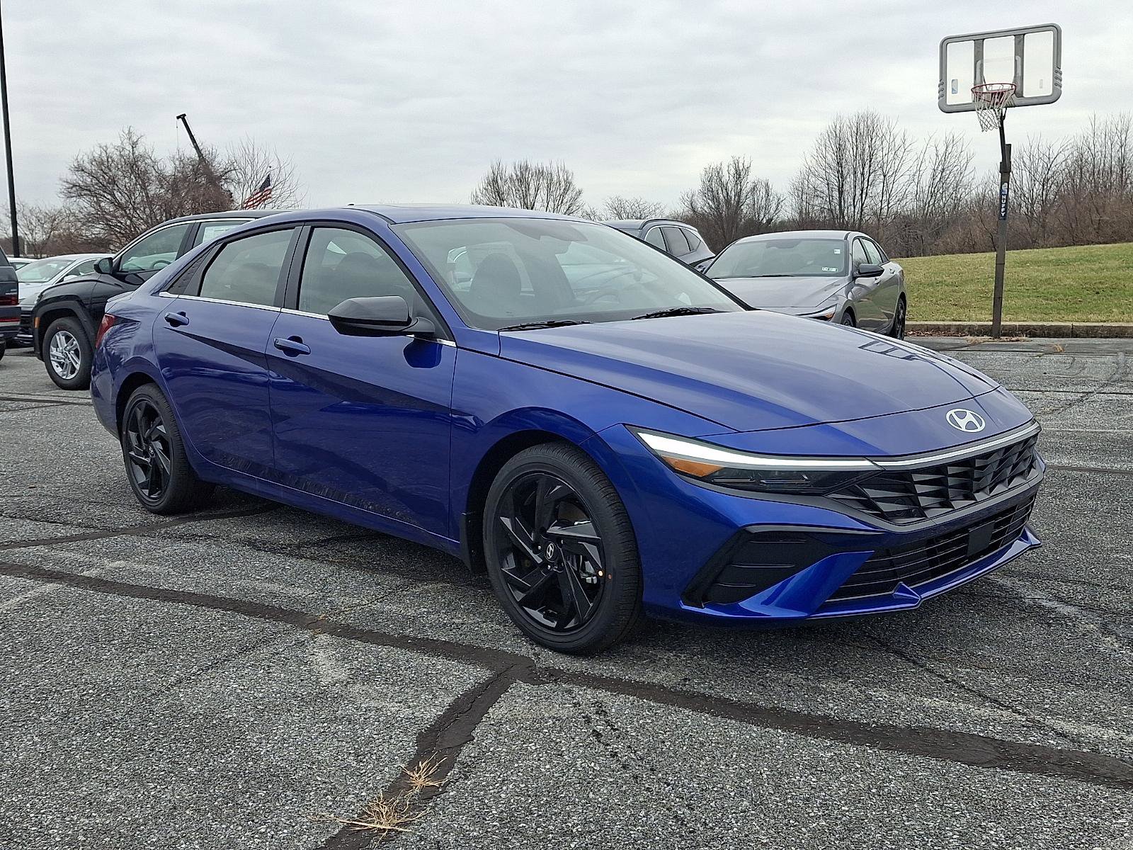 New 2026 Hyundai Elantra SEL Sport Premium image 2