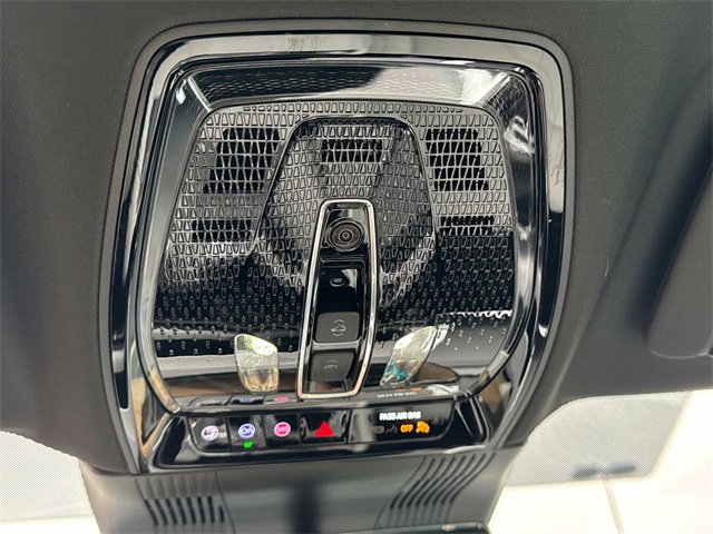 New 2026 Cadillac Vistiq Sport w/ LPO, Floor Liner Package image 19