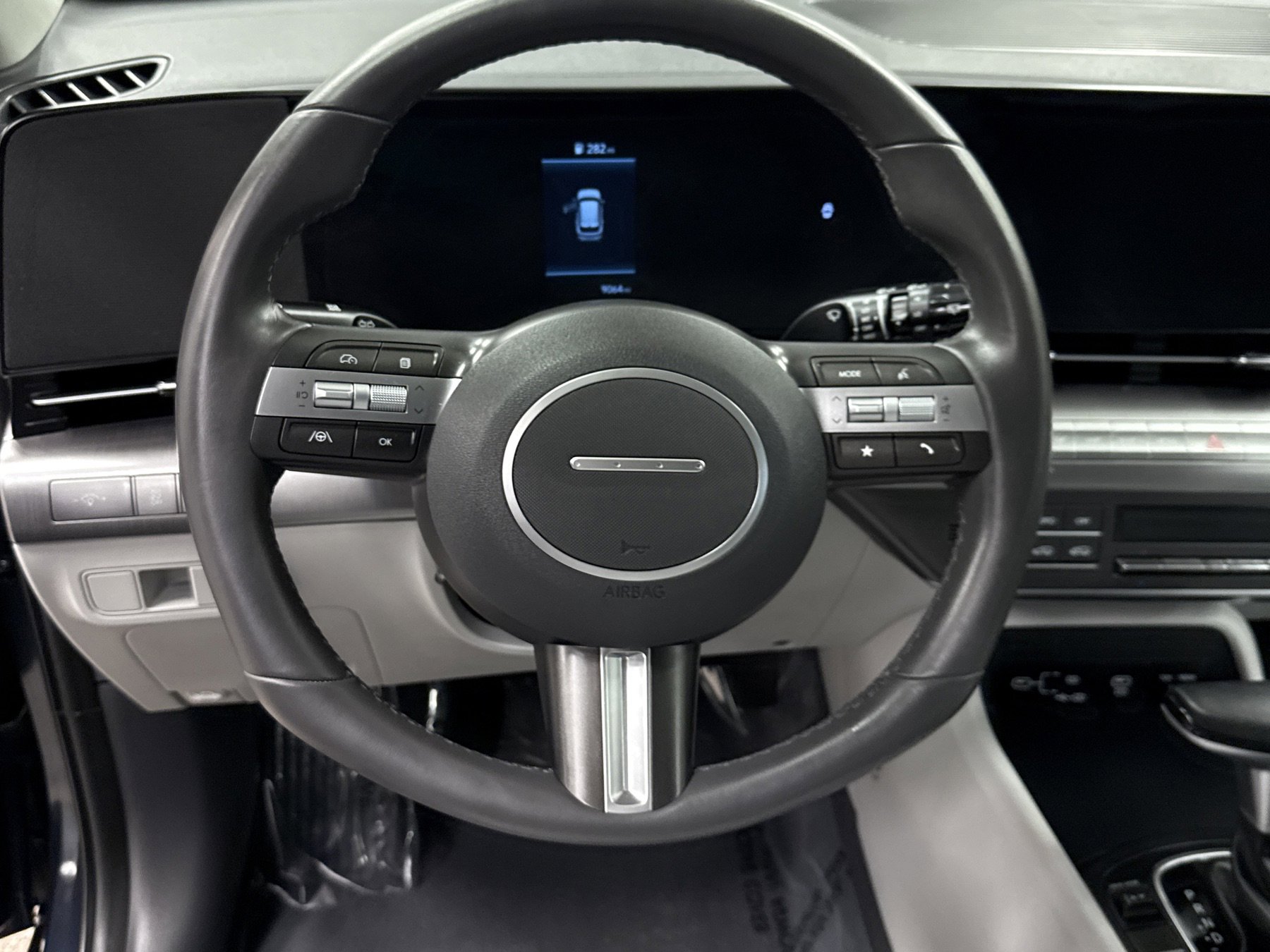 Used 2025 Hyundai Kona SEL image 7