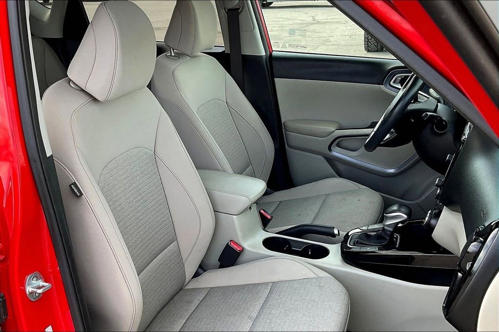 Used 2023 Kia Soul EX FWD image 7
