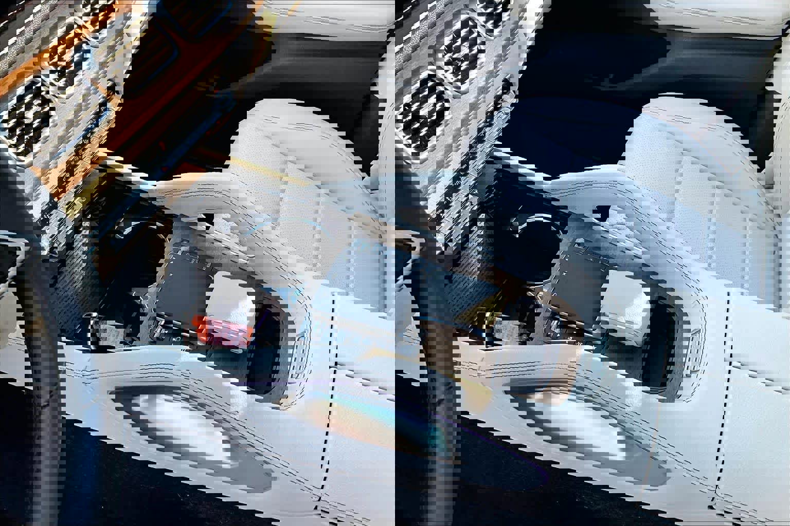 Used 2024 Mercedes-Benz GLE 450 4MATIC image 32