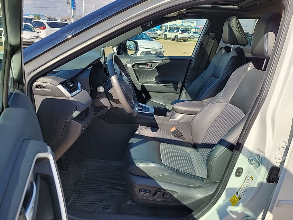 Used 2024 Toyota RAV4 XSE w/ Weather Package image 8