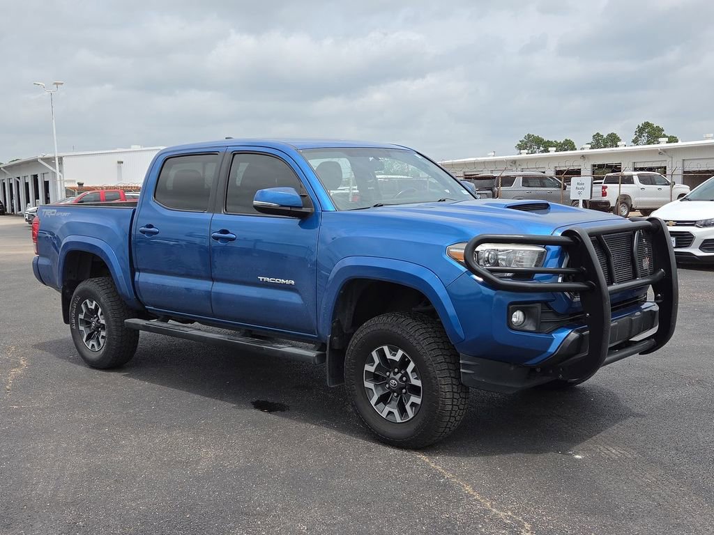 Used 2017 Toyota Tacoma SR5 RWD image 8