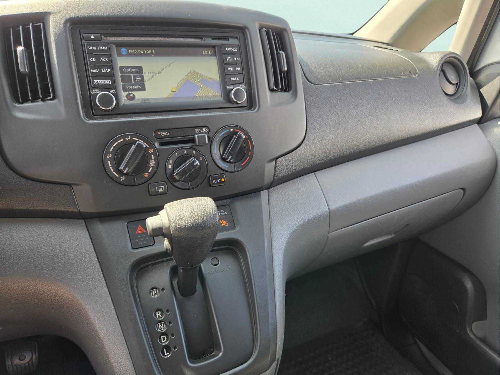 Used 2015 Nissan NV200 SV w/ Technology Package FWD image 31