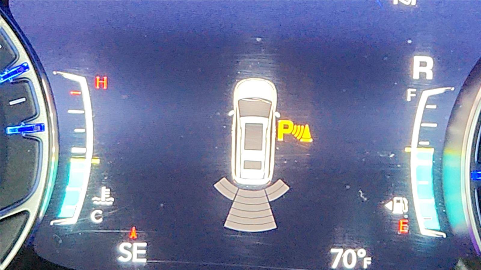 Used 2023 Chrysler Pacifica Touring-L FWD image 29
