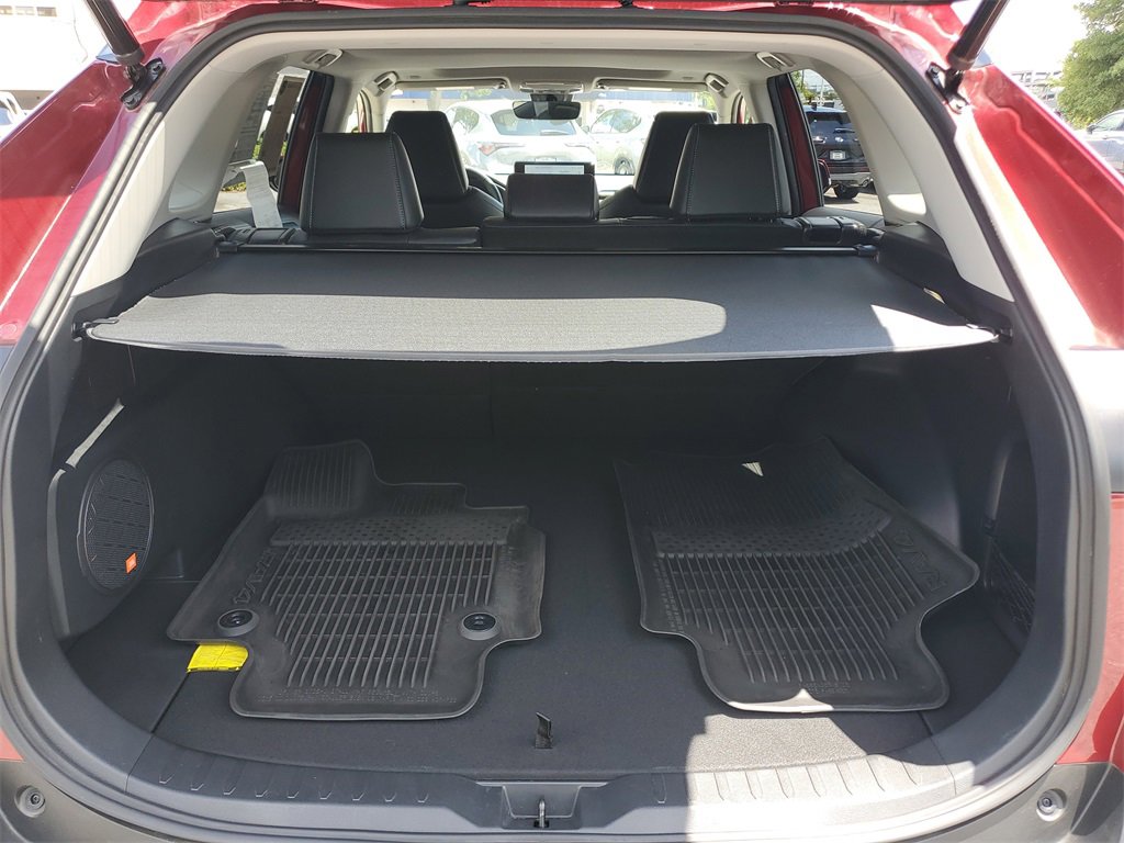 Used 2023 Toyota RAV4 Limited image 10