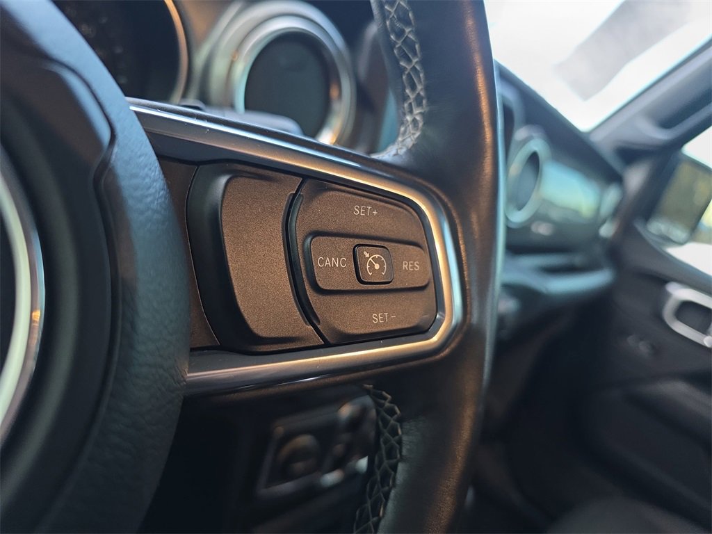 Used 2019 Jeep Wrangler Unlimited Sahara image 22