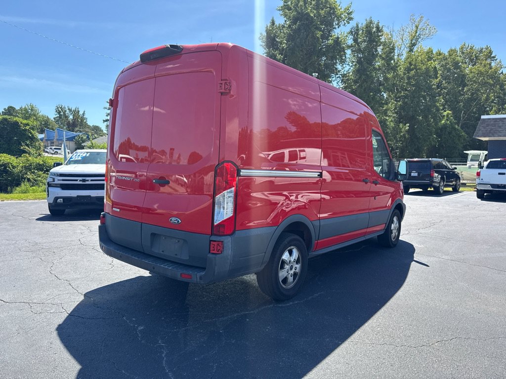 Used 2018 Ford Transit 250 130 Medium Roof RWD image 5