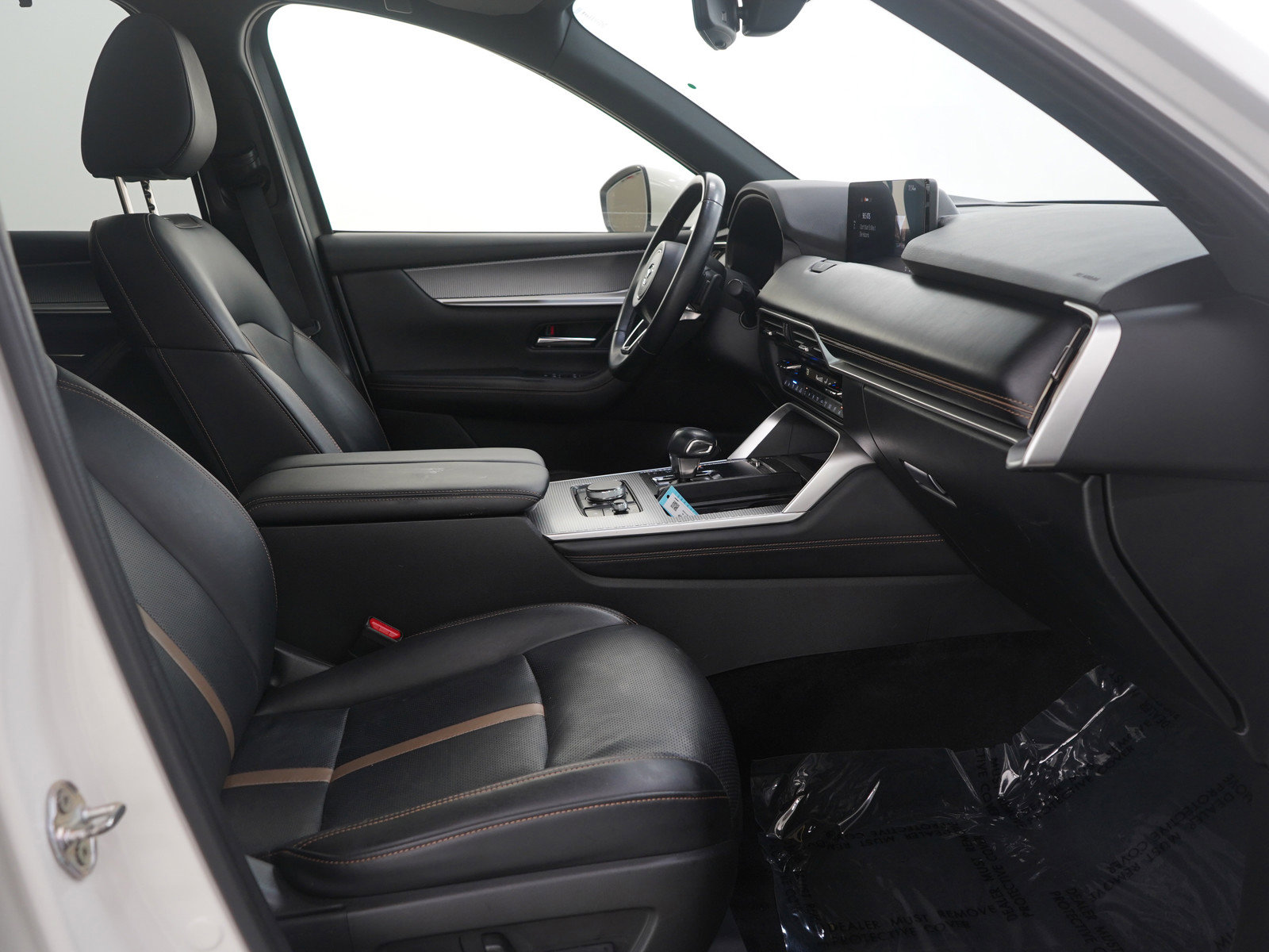 Certified 2024 MAZDA CX-90 3.3 Turbo w/ Premium Plus Pkg image 14