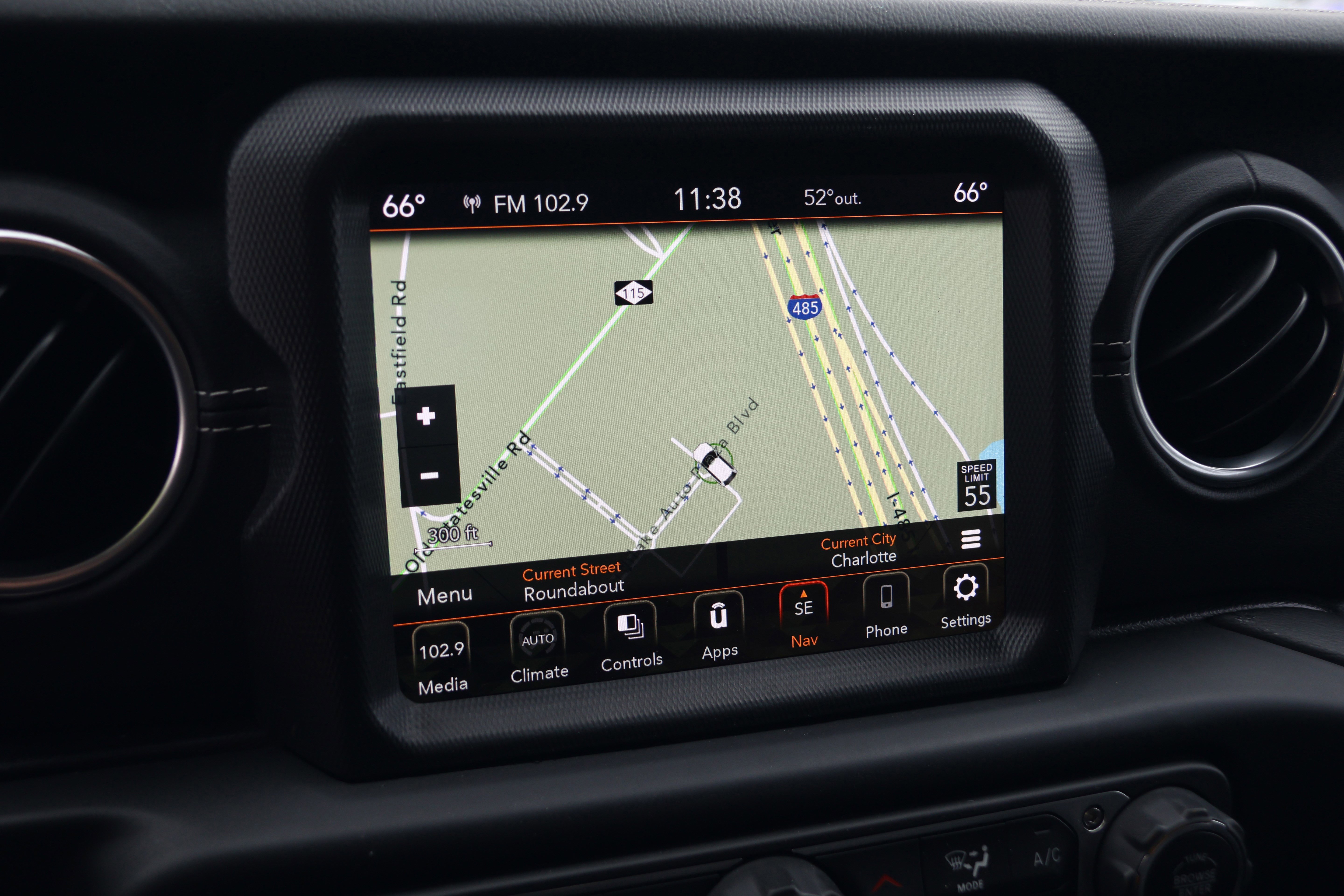 Used 2021 Jeep Gladiator Overland w/ Popular Equipment Package AWD/4WD image 21